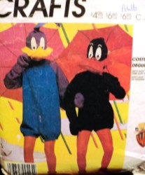 2747 DAFFY DUCK, ROADRUNNER COSTUMES PATTERN KID 2-4